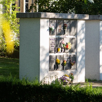 Urnenwand